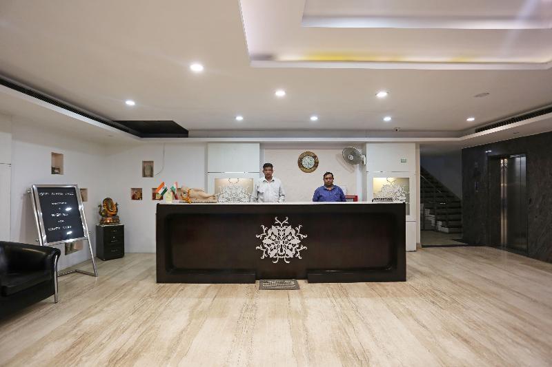 Hotel Alpine Tree Neu-Delhi Exterior foto