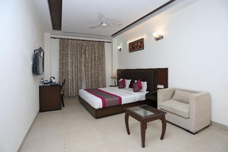 Hotel Alpine Tree Neu-Delhi Exterior foto